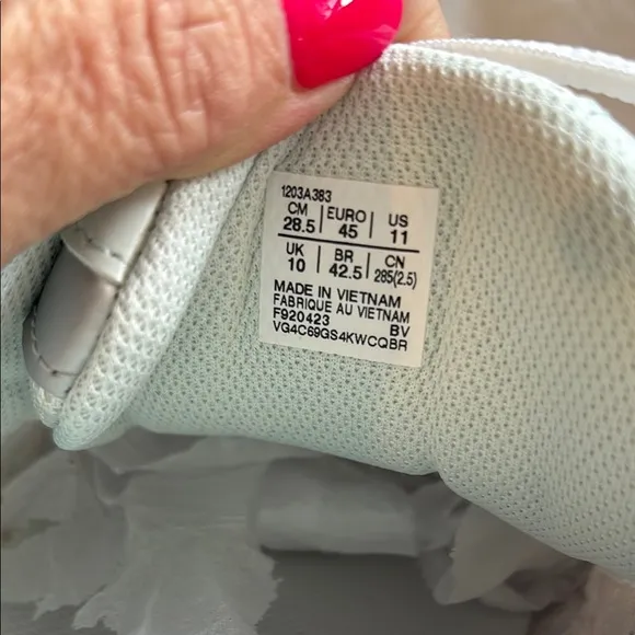 Asics Cream and Blue Sneakers with Mesh Design