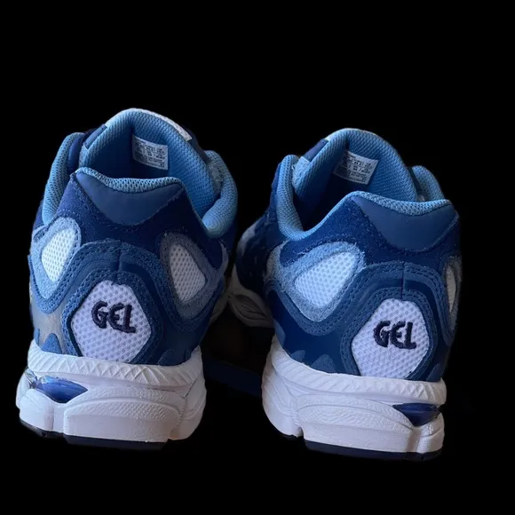 ASICS 🔥GEL-NYC Men’s size 10.5 Dynamic Blue and White Running / Lifestyle Shoes