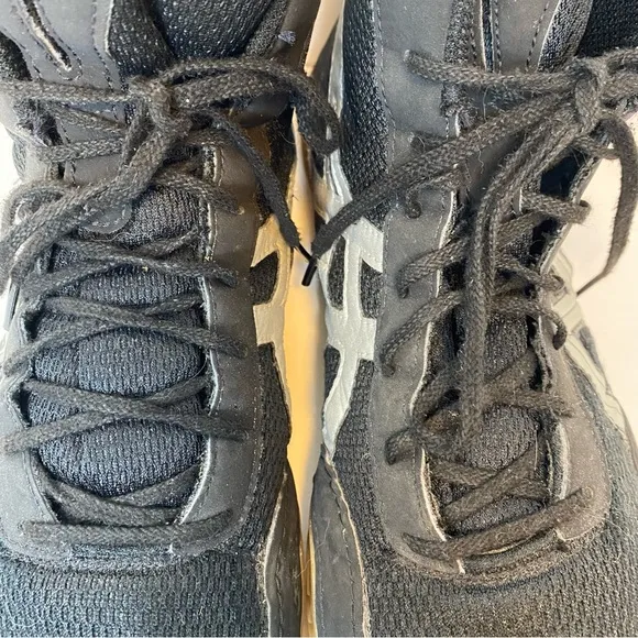 Asics Wrestling Shoes Matflex® 5 (J504N) Black and Light Gray Men’s Size 12