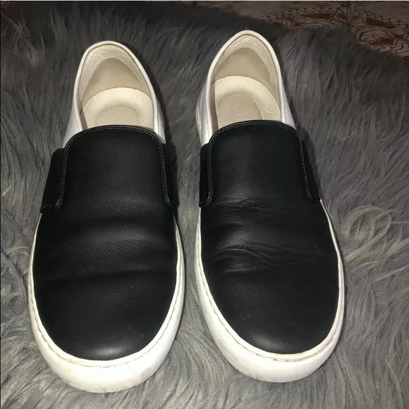 Authentic Chanel Bicolor Slip-On Shoes Sneakers Black/White