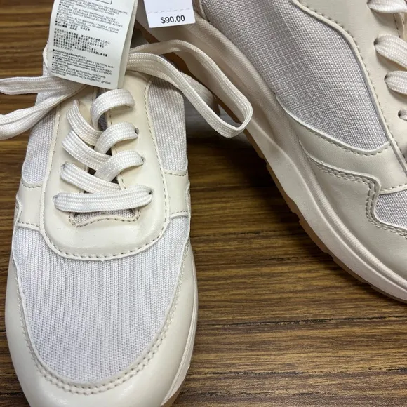 Banana Republic Cream Knit Sustainable Faux Leather Tennis Shoes Sneakers 7.5