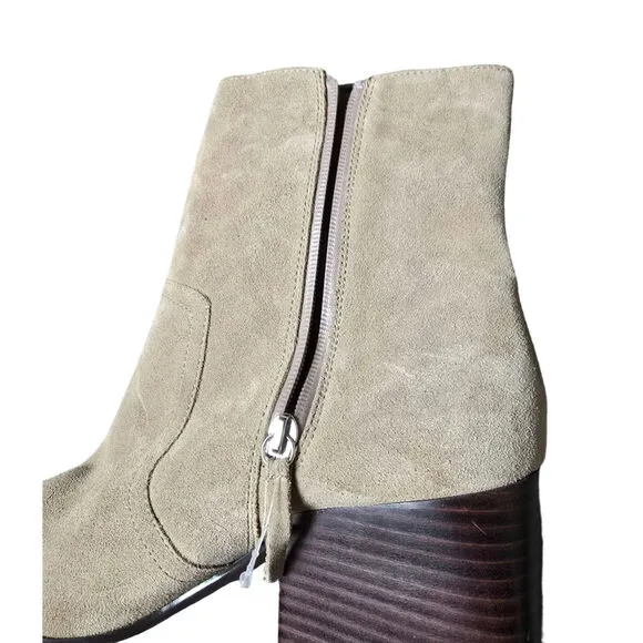 Bandolino NWOB Cow Suede Salome Heeled Boots size 11 waterproof imperfections