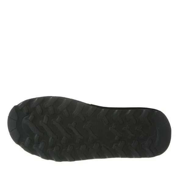BearPaw Elle Short Suede Boots in Black size 8