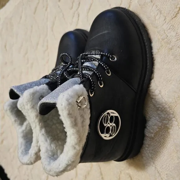 bebe Girls Glittery Winter Boots 2 NWOT