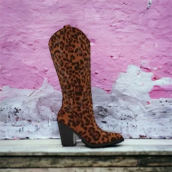 Berness Arizona Leopard Print Western Embroidered Low Heeled Cowboy Boots