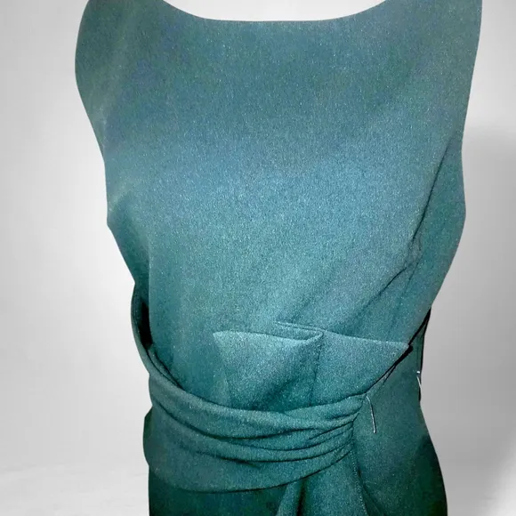 BETSY &amp; ADAM &quot;CHRISTINE&quot; SCUBA CREPE RUFFLED BOW GOWN