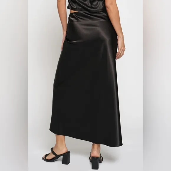 BIAS SATIN SLIP SKIRT - BLACK
