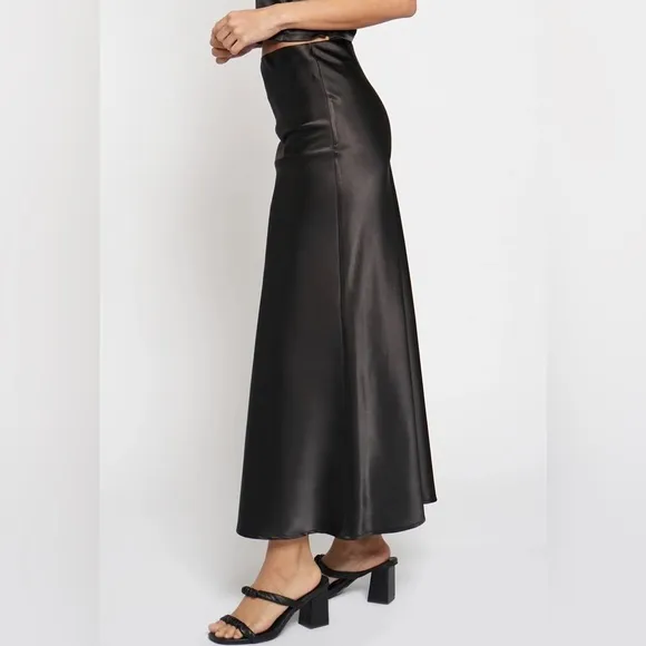 BIAS SATIN SLIP SKIRT - BLACK