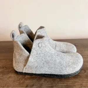Birkenstock Andermatt Shearling Youth Slip On Shoe Size 34 aka 3-4 SKU#243165