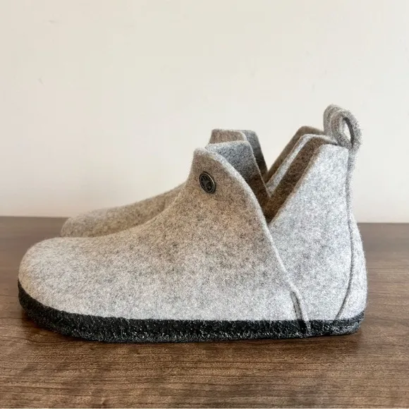 Birkenstock Andermatt Shearling Youth Slip On Shoe Size 34 aka 3-4 SKU#243165
