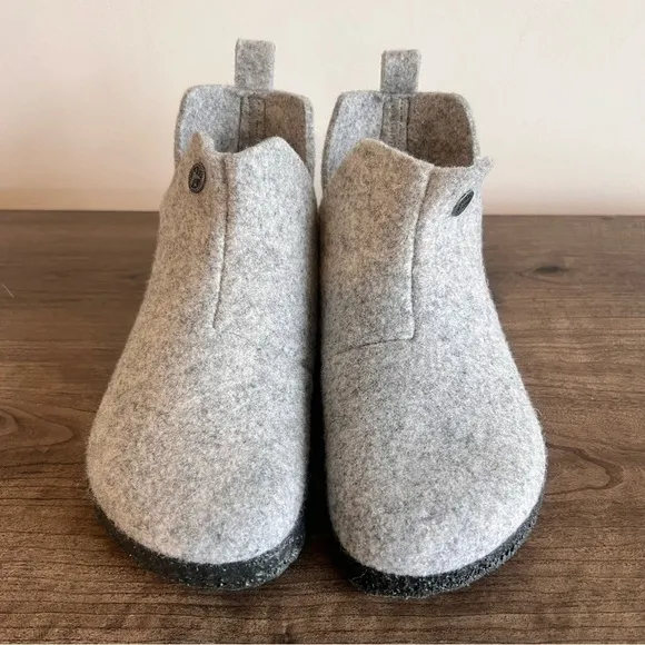 Birkenstock Andermatt Shearling Youth Slip On Shoe Size 34 aka 3-4 SKU#243165