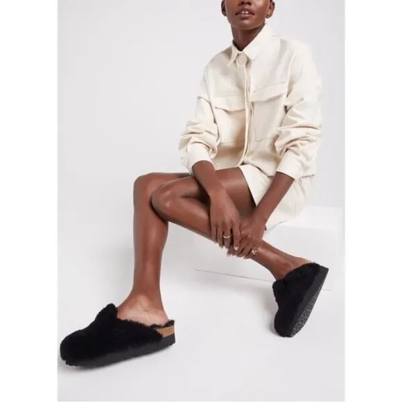 Birkenstock Boston Fur Lined Shearing Sandals/ Clog Shoes (Black) size 37