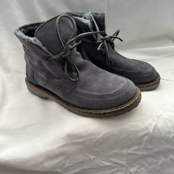 Birkenstock Women’s BAKKI in Graphite Gray; Size EU 38 Regular Width (US 7-7.5)