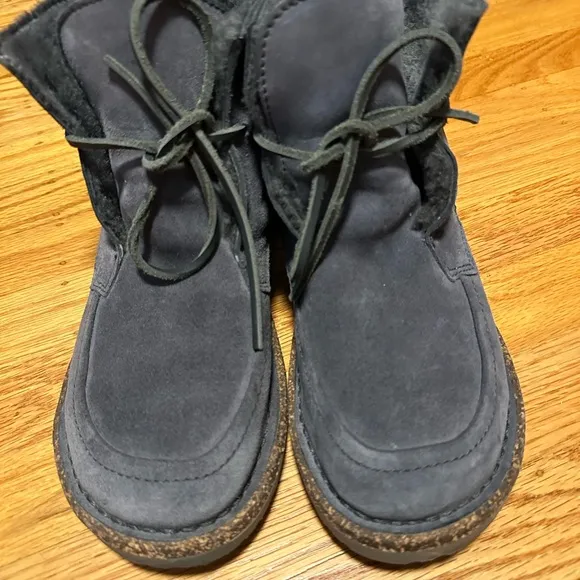 Birkenstock Women’s BAKKI in Graphite Gray; Size EU 38 Regular Width (US 7-7.5)