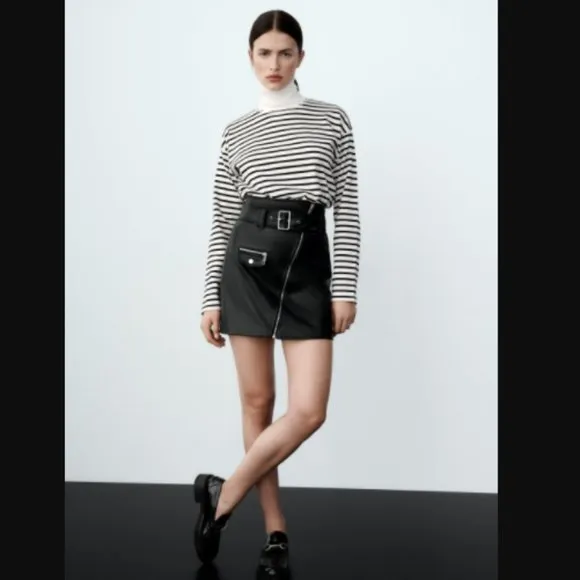 BLOGGER'S FAVE! Zara Black Faux Leather Moto Skirt With Zippers Sz S NWT