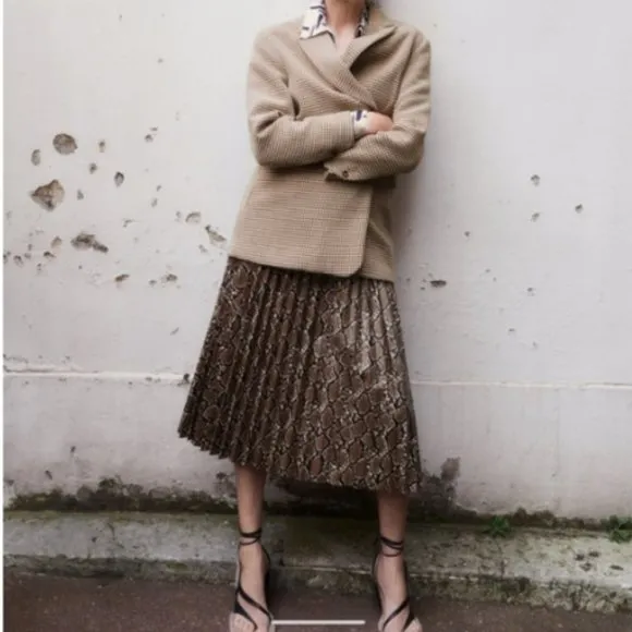 BLOGGER'S FAVE! Zara Faux Leather Pleated Snakeskin Skirt Sz XS, M NWT
