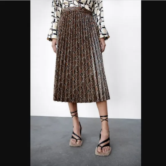BLOGGER'S FAVE! Zara Faux Leather Pleated Snakeskin Skirt Sz XS, M NWT