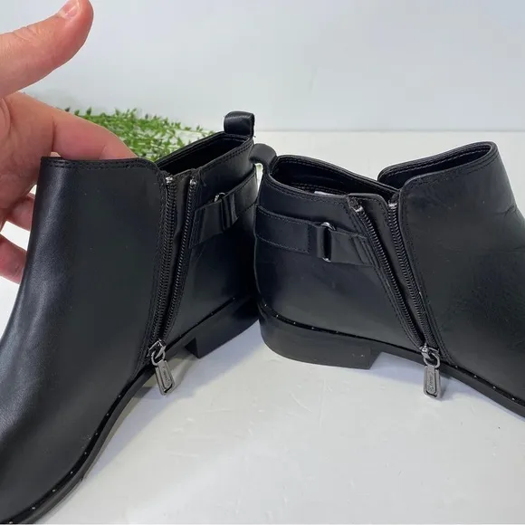Blondo Black Tami Ankle Strap Studded Trim Zipper Ankle Boots Waterproof Size 9