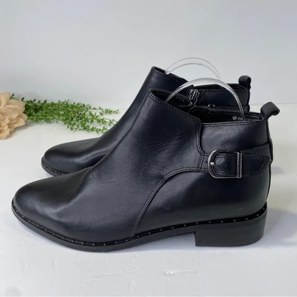 Blondo Black Tami Ankle Strap Studded Trim Zipper Ankle Boots Waterproof Size 9