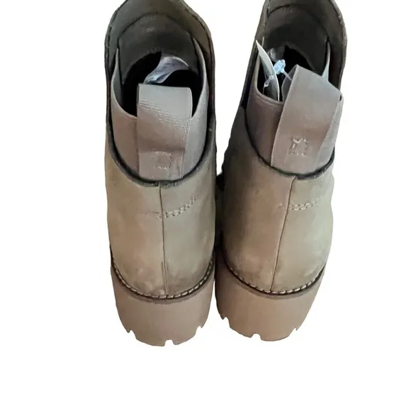 BLONDO Danika Waterproof Boot Ankle Mushroom Nubuck Leather 7.5 New with Wear