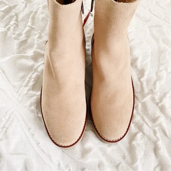Blondo Darleen Waterproof Ankle Boots Size 7.5