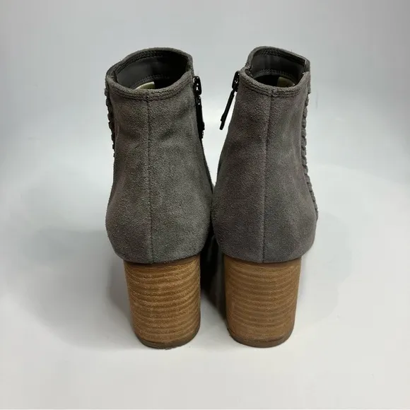 Blondo gray suede waterproof ankle boots size 11