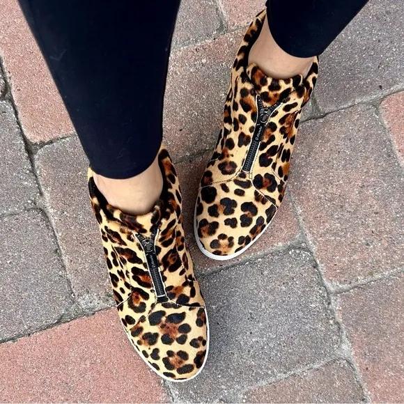 Blondo Leopard Glenda Waterproof Zip Up Hidden Wedge Heel Sneakers Calf Hair 10