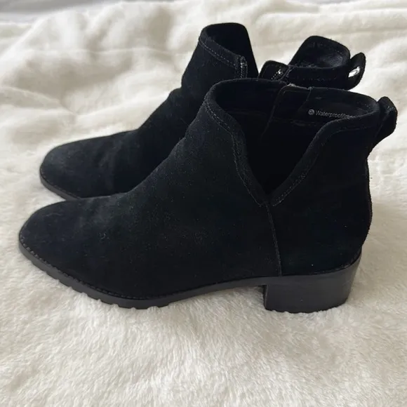 Blondo SAMARA black suede waterproof ankle boots size 9