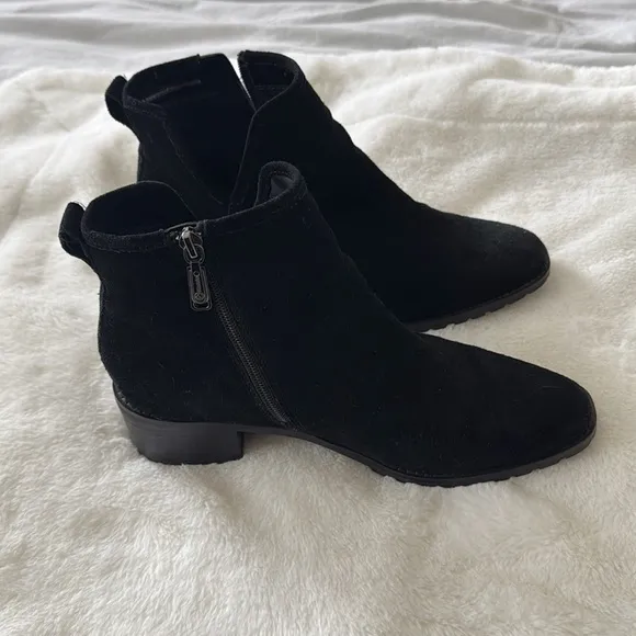 Blondo SAMARA black suede waterproof ankle boots size 9