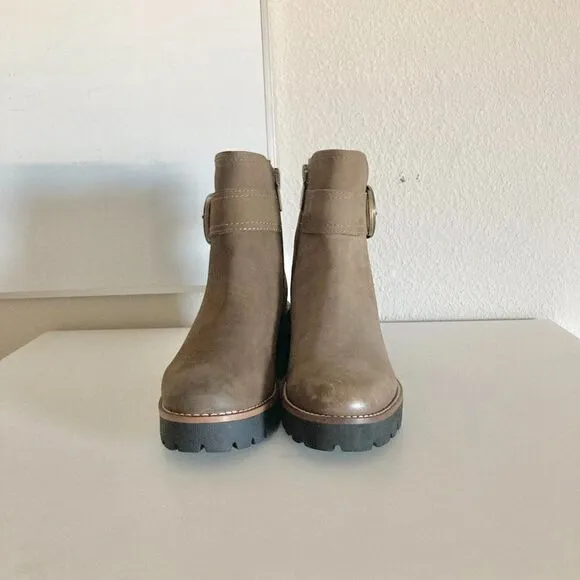 Blondo Women's Dahlia Waterproof Boots Sand Suede size 6 NWOT