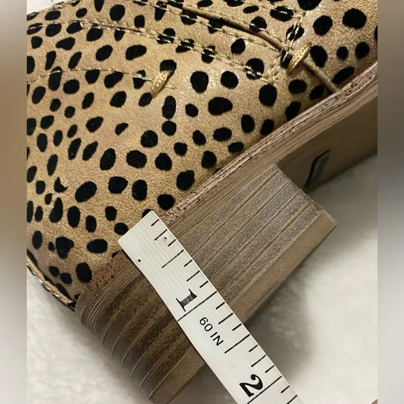 Blowfish Vegan Ankle Boots Size 6.5 Leopard Print