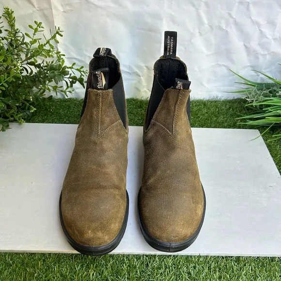 Blundstone 1615MEN'S ORIGINALSSUEDE BOOTS - DARK OLIVE Sz US 10.5 gently used