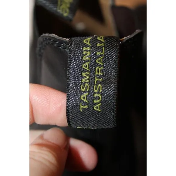 Blundstone Women's‎ Vegan Leather Chelsea Boots Style 2231 BLACK NEW IN BOX