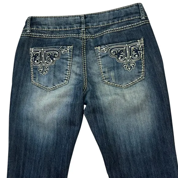 Bongo Y2K Lowrise Flared Embroidered Jeans Womens 7 Western Preppy Vintage Jewel