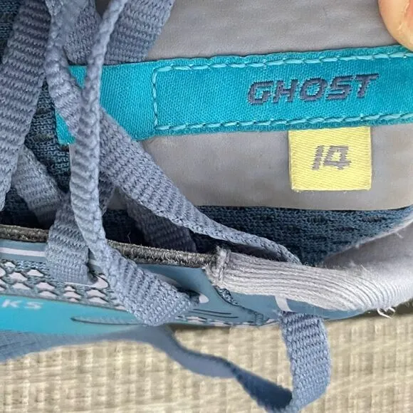 Books blue Ghost 14 running low top laced tennis shoes men’s 11 B dna loft sport