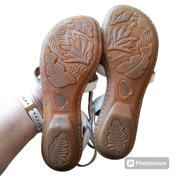 Born Ankle Strap Comfort Sandals Leather Cushion Strappy Boho Vacation NEW 7