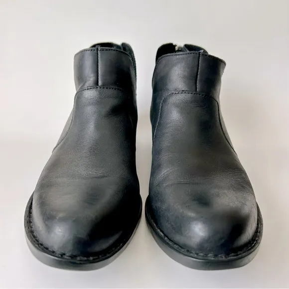 Born Kerri Black Distressed Leather Ankle Boots Booties Size 11