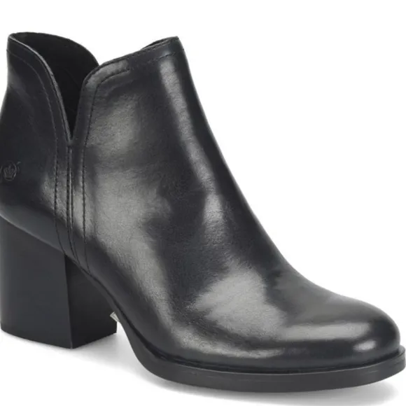 Born Olivia  Leather Boots