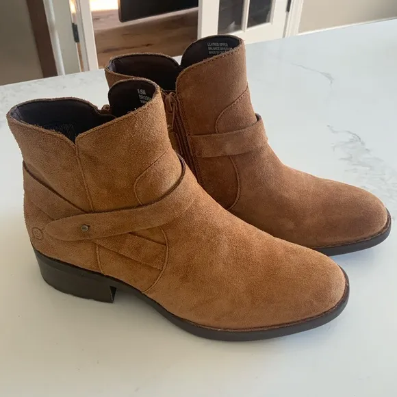 Born Tori Suede Leather Ankle Boots Women’s Size 9.5 NWT