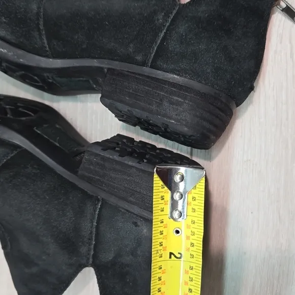 Born Women Kerri Dark Distressed Cut Out Leather Boots shoes sz 7.5