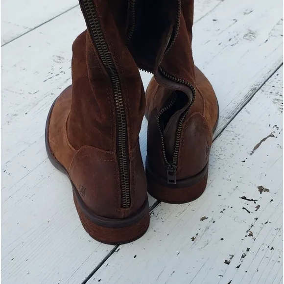 BORN WOMEN'S BORMAN BOOTS ROUND TOE Nubuck Brown Knee-High Riding Boots NEW