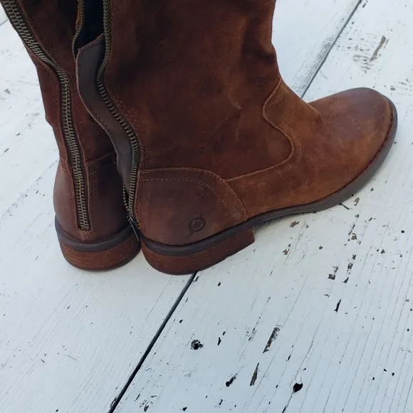 BORN WOMEN'S BORMAN BOOTS ROUND TOE Nubuck Brown Knee-High Riding Boots NEW