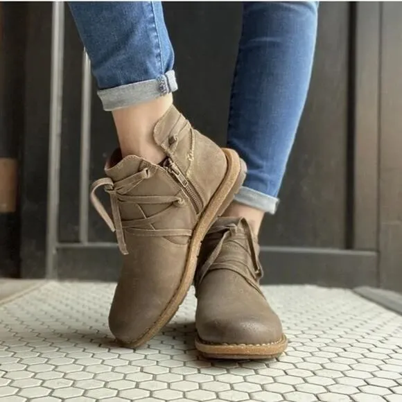 Born Women's Tarkiln brown leather boots 7.5