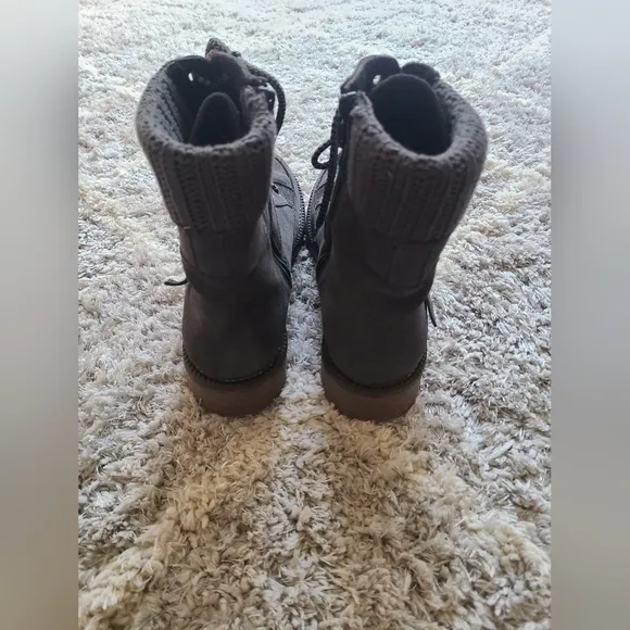 Bos &amp; Co Colony Women's Waterproof Gray Suede Boots Size 41 Hiking Winter