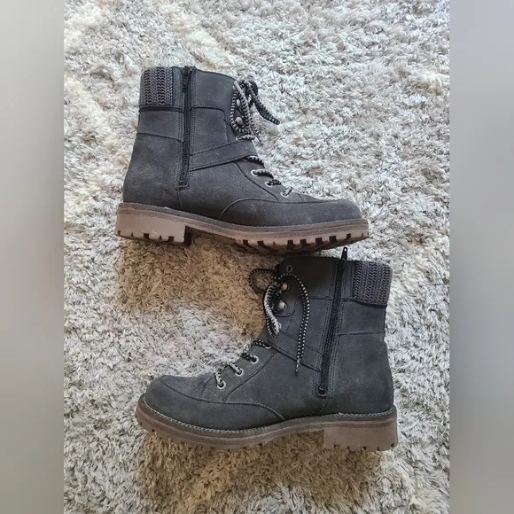 Bos &amp; Co Colony Women's Waterproof Gray Suede Boots Size 41 Hiking Winter