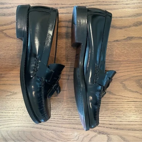 Bostonian Men’s Tassle Slip On Dress Shoes