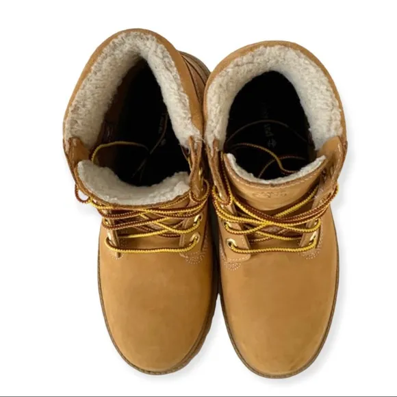 Boy's Timberland Fur-Lined Nubuck Boots Size 5.5