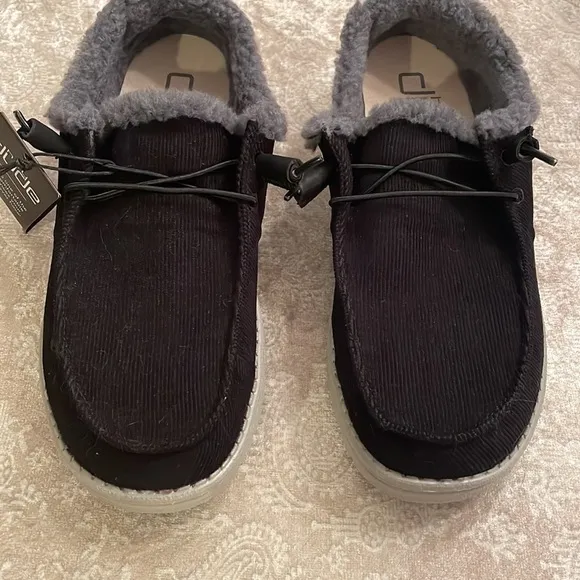 Brand New Hey Dude Black Corduroy Gray Plush Fleece Lined Slip On Casual Shoes