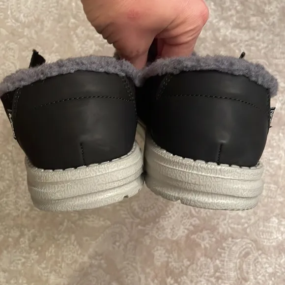Brand New Hey Dude Black Corduroy Gray Plush Fleece Lined Slip On Casual Shoes