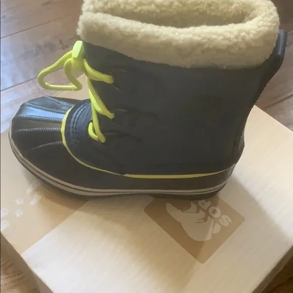 Brand New in Box Sorel Waterproof Boots
